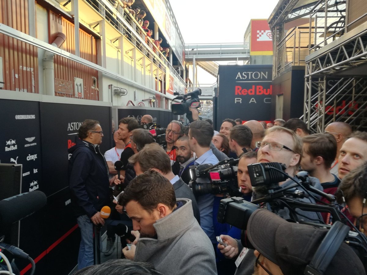 Afbeeldingslocatie: https://tweakers.net/ext/f/6tm7fLHadECZxCDPCmd79Oy0/full.jpg