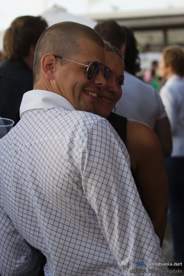 Afbeeldingslocatie: http://tweakers.net/ext/f/7057d4b27b4f1a96b7b2715c6de0b1cd/full.jpg