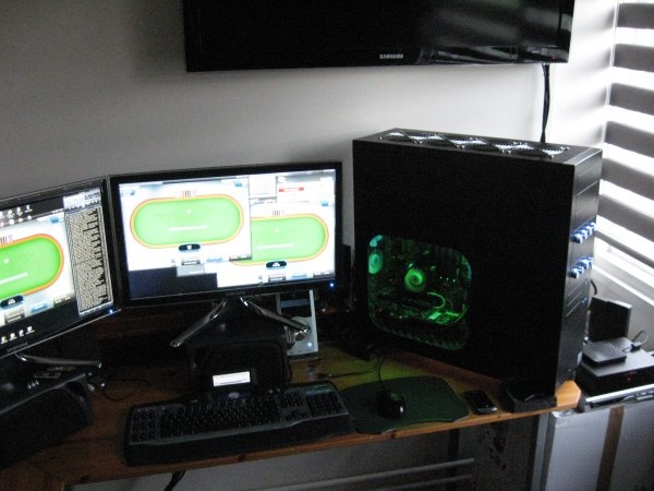 Afbeeldingslocatie: http://tweakers.net/ext/f/7KQ3zkxNlcPOknBvDW1F9e98/full.jpg