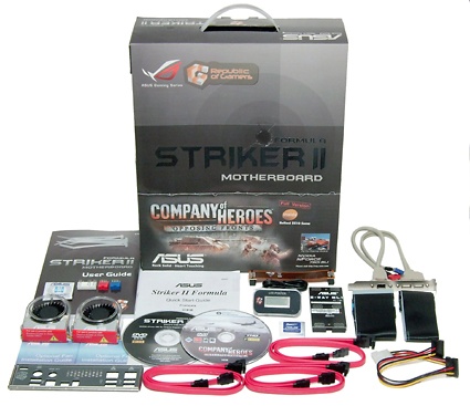 De inhoud van de Asus Striker II Formula doos