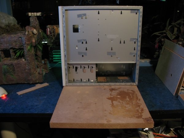 Afbeeldingslocatie: http://tweakers.net/ext/f/7b2fb8a90d5ef5b924865524104803cb/full.jpg