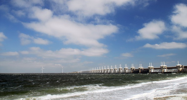Afbeeldingslocatie: http://tweakers.net/ext/f/7e81d6092b61de1c716c193f6287ae32/full.jpg