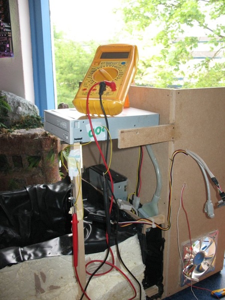 Afbeeldingslocatie: http://tweakers.net/ext/f/87f3d4e2f6b0c93fcd0d644b545dc2d2/full.jpg