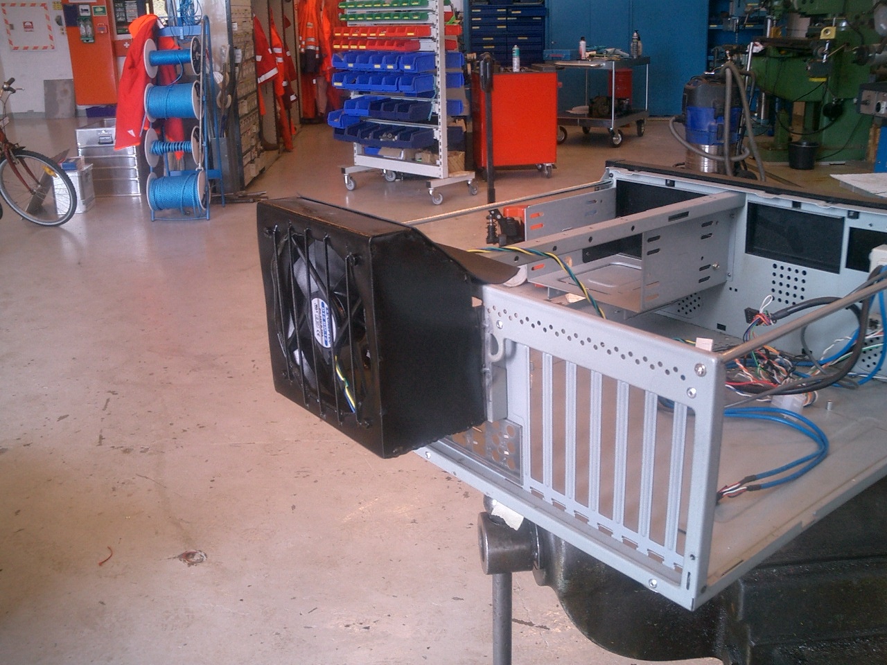 Afbeeldingslocatie: http://tweakers.net/ext/f/8UPJD9RjdlKedaiCffI8JWgB/full.jpg