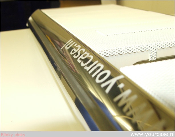 Afbeeldingslocatie: http://tweakers.net/ext/f/8f7008020df19d2ad29764a5ca2f43ec/full.jpg