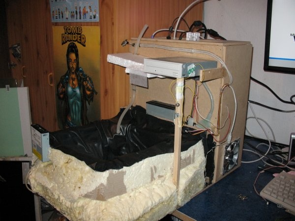Afbeeldingslocatie: http://tweakers.net/ext/f/8f871c11919ee17f316e0c0dc3650d70/full.jpg