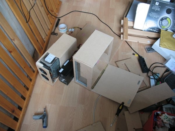Afbeeldingslocatie: http://tweakers.net/ext/f/939e6f4da39d826382eb2b00b1573f70/full.jpg