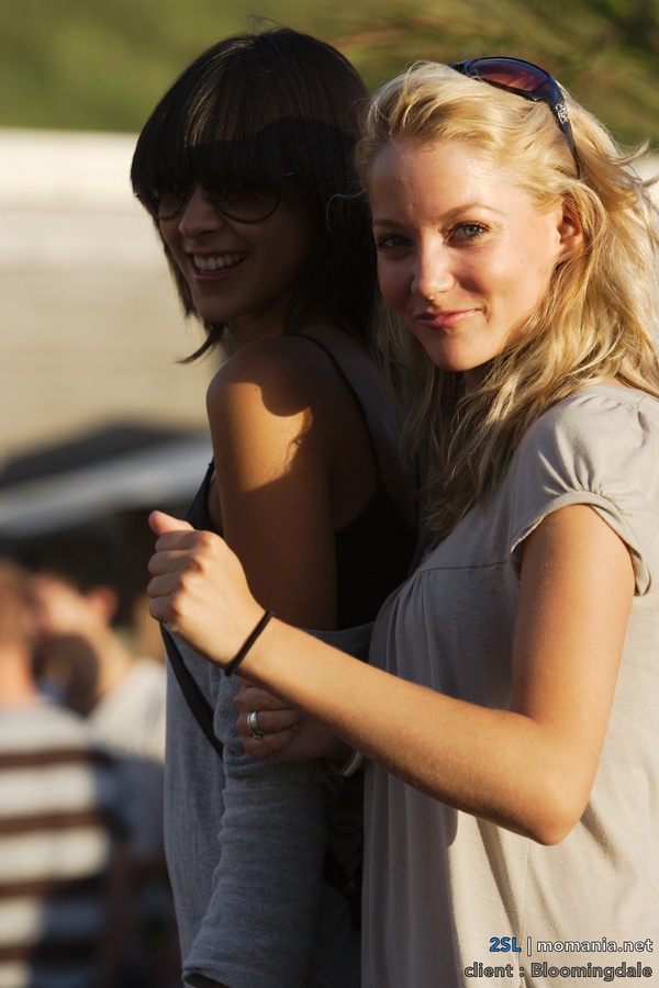 Afbeeldingslocatie: http://tweakers.net/ext/f/9414f046d67b68ca93c4799a9f0e19f3/full.jpg