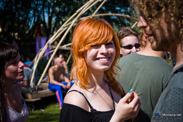 Afbeeldingslocatie: http://tweakers.net/ext/f/98535ffdf2587ec8fb8c870abb5adef7/full.jpg