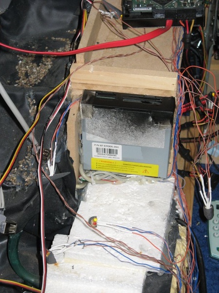 Afbeeldingslocatie: http://tweakers.net/ext/f/98OmNCzZUzXRgxTUiEp8vgw5/full.jpg