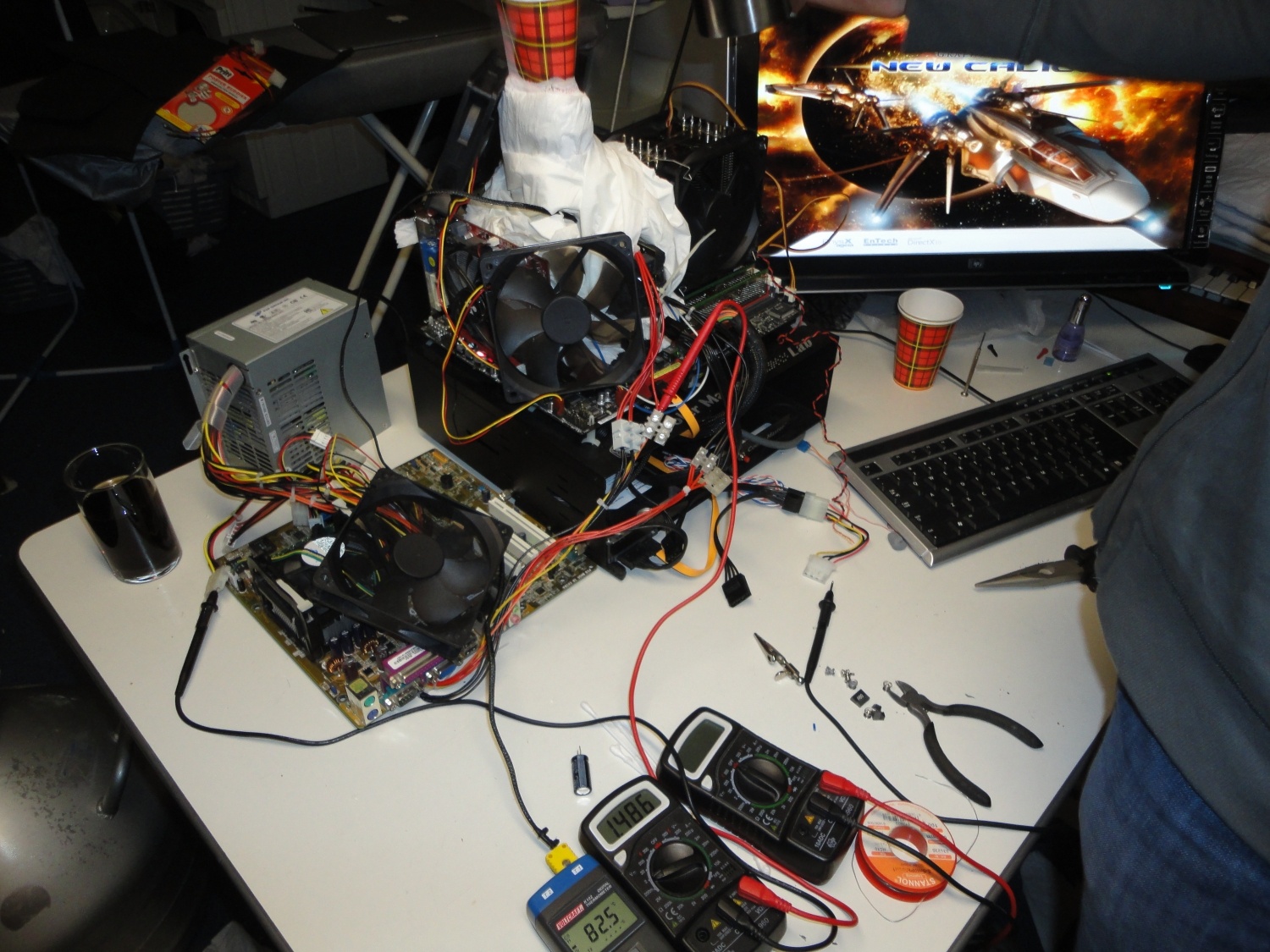 Afbeeldingslocatie: http://tweakers.net/ext/f/9BByuRQbDCY4U0OZtOFpiEdB/full.jpg