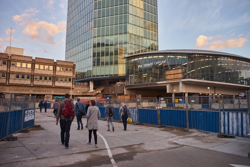 Afbeeldingslocatie: https://tweakers.net/ext/f/9RC8oKjlaBUAt9OZsvcBP7ki/full.jpg