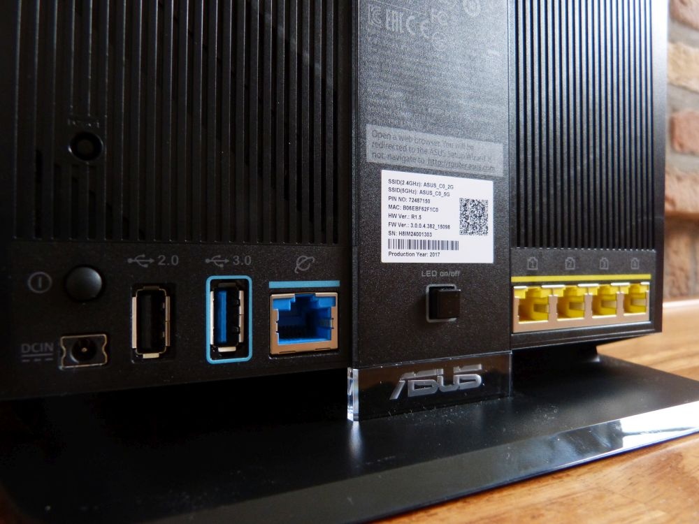 Achterkant router 2 Achterkant router 2