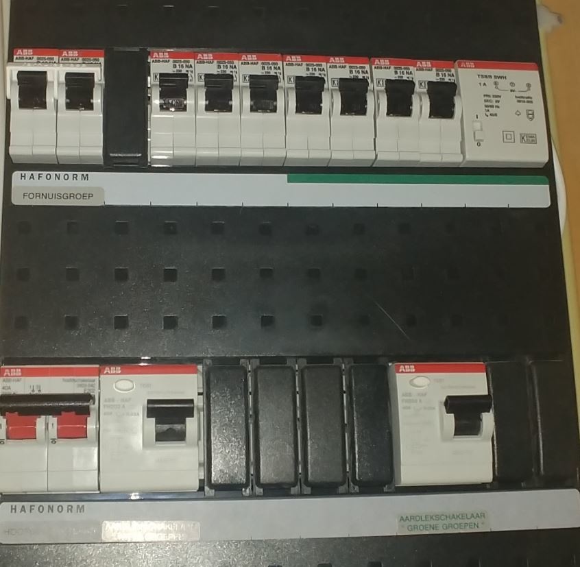 Afbeeldingslocatie: https://tweakers.net/ext/f/A9TDu17VnIJHQwyIs6jP6fQm/full.jpg