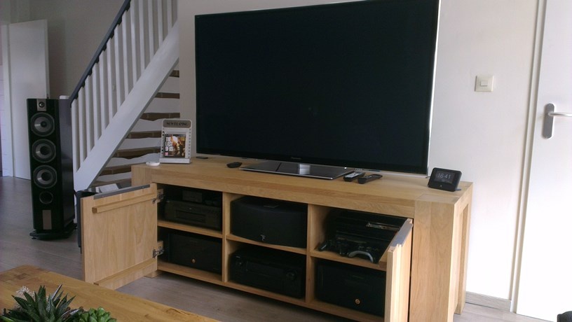 Afbeeldingslocatie: http://tweakers.net/ext/f/AwacrzZnqvMb3cc08RBLbIsZ/full.jpg