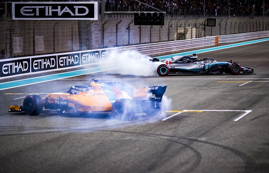 Afbeeldingslocatie: https://tweakers.net/ext/f/BAZkdRSLUN7XKAAChmKolCAW/full.jpg