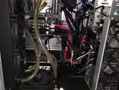 Afbeeldingslocatie: https://tweakers.net/ext/f/BrL3bl7GEu2rNL4mlB314NHc/medium.jpg