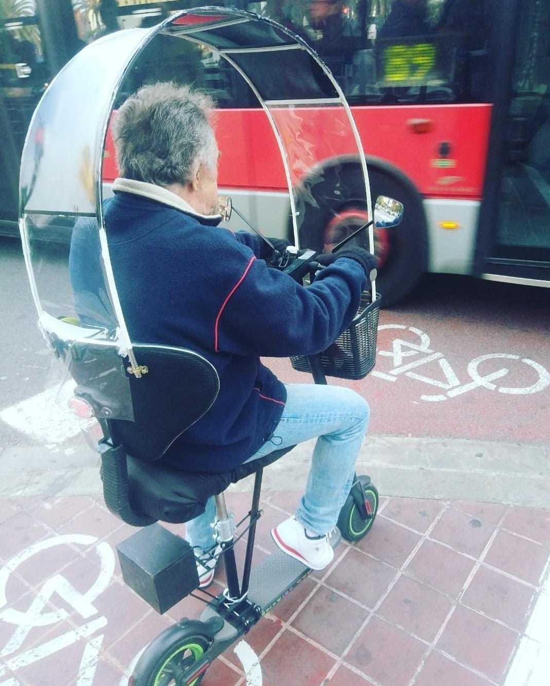 Afbeeldingslocatie: https://tweakers.net/ext/f/C20pTYh5Rnw9fYyS62Fb3DS1/full.jpg