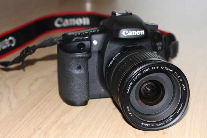 Canon EF-S 17-55 F/2.8 IS USM