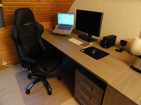 Afbeeldingslocatie: http://tweakers.net/ext/f/DCPqMFBf0C6M84BhoB1LHGJn/full.jpg