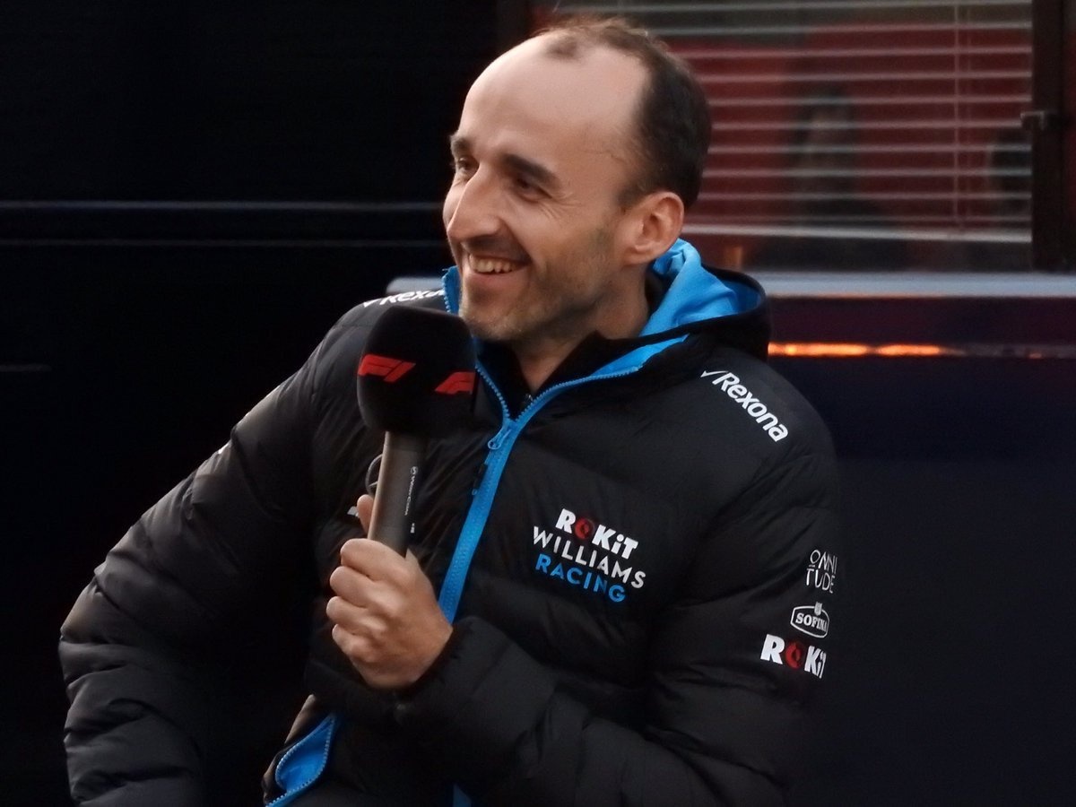 Afbeeldingslocatie: https://tweakers.net/ext/f/DYawqAXdY29tEHCGRHfzpA6G/full.jpg