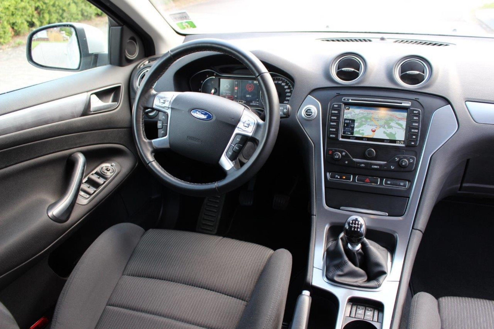 Afbeeldingslocatie: https://tweakers.net/ext/f/EFV9iTpbyh7488J519jJSnhh/full.jpg