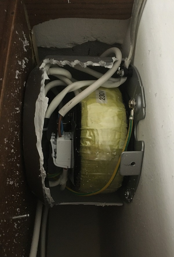 Afbeeldingslocatie: https://tweakers.net/ext/f/ESeV8qNdtGayBYkf3hjIBDMg/full.jpg