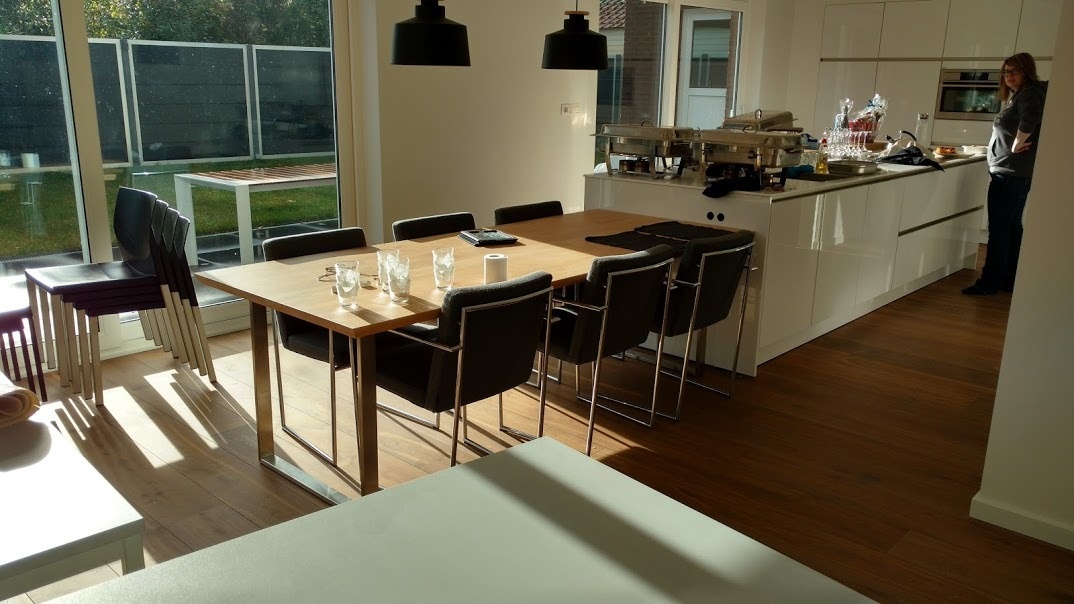 Afbeeldingslocatie: https://tweakers.net/ext/f/EWiTGyyYwTpzoOObbDI4xELc/full.jpg