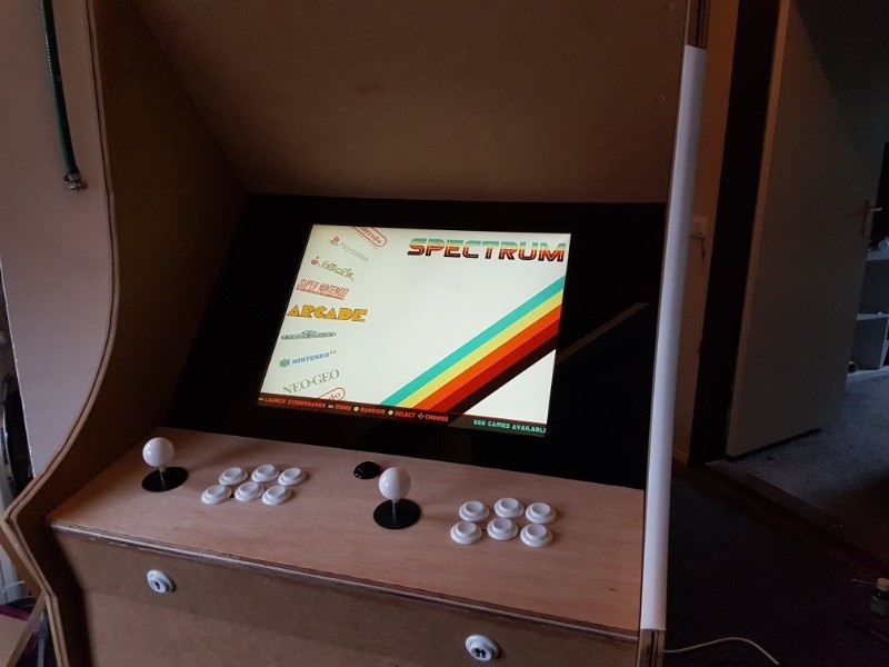 Afbeeldingslocatie: https://tweakers.net/ext/f/EtQZNjcNLZLmSUBhaloF8Vkq/full.jpg