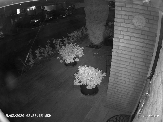Afbeeldingslocatie: https://tweakers.net/ext/f/Evx3dMo9aurnD9gM27YbrQqd/full.jpg