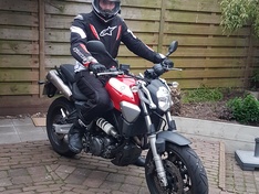 Afbeeldingslocatie: https://tweakers.net/ext/f/FDRwvQQKQL3n93tO9xrPc7jE/medium.jpg