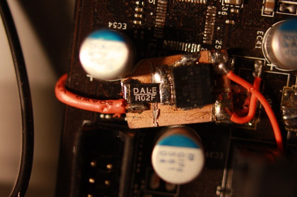 Shunt resistor on the PCH 1.05V LDO Shunt resistor on the PCH 1.05V LDO