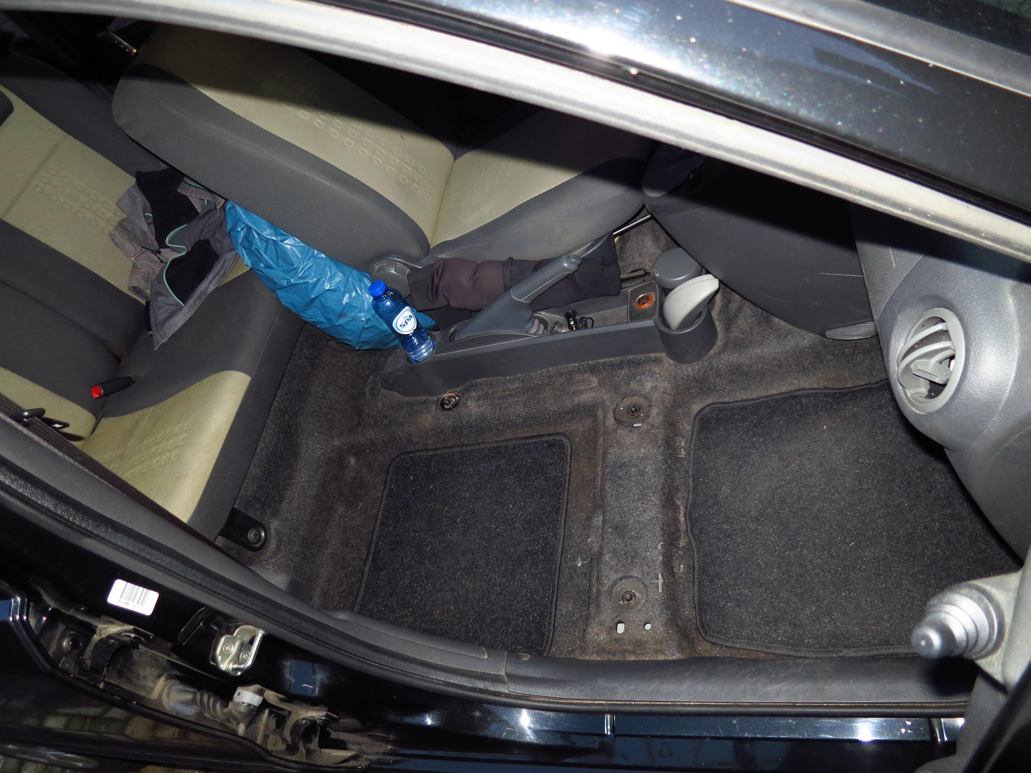 Afbeeldingslocatie: https://tweakers.net/ext/f/GQ5wdUVxAvfmTEqr3wAq2iYI/full.jpg