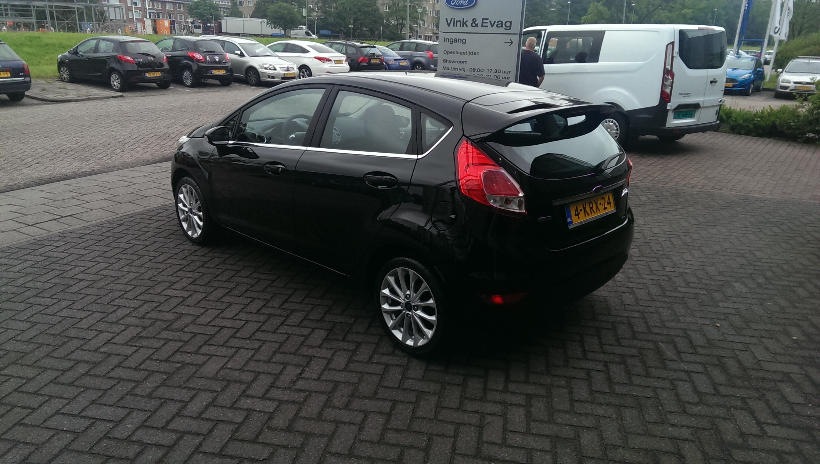 Afbeeldingslocatie: http://tweakers.net/ext/f/GeC3AYOY43X6am7pPWA4LskC/full.jpg