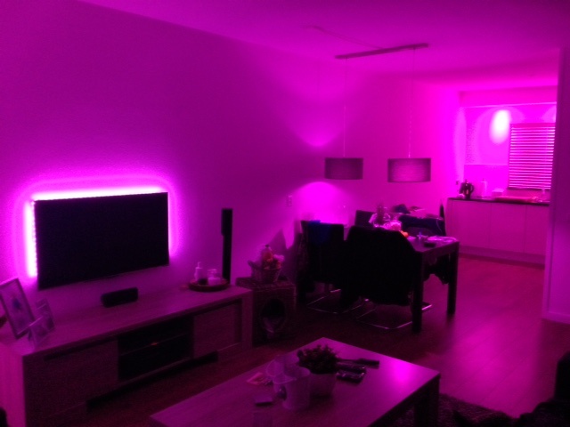Afbeeldingslocatie: http://tweakers.net/ext/f/GmM211UixONGLxVyaR5fQmiq/full.jpg