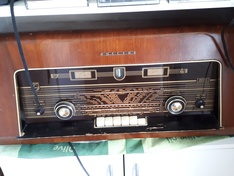 Philips  BX74A-02-03 buizenradiouit de jaren '50