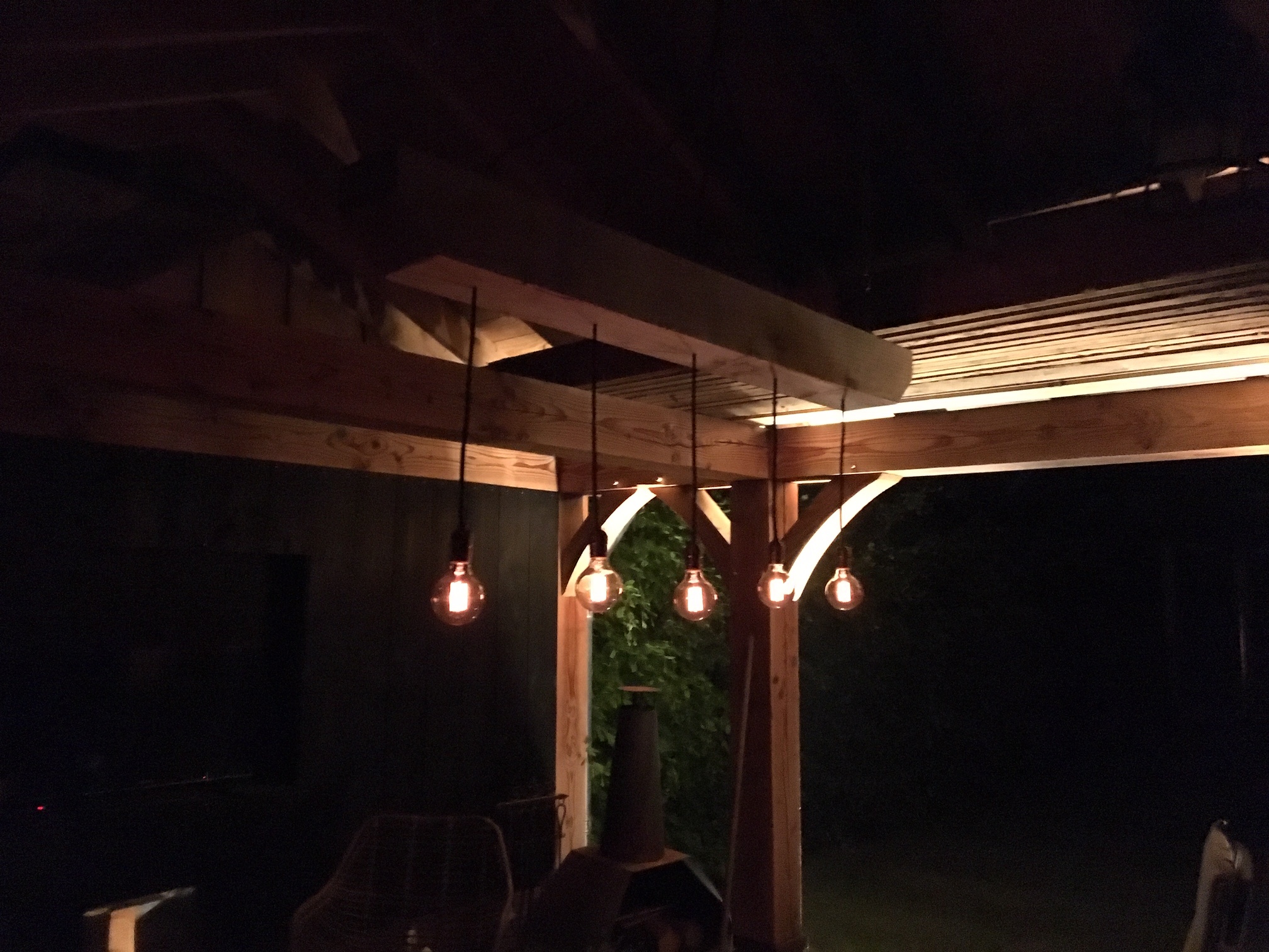 Afbeeldingslocatie: https://tweakers.net/ext/f/Hn9S2m4eAjB3HOGh3ik4OPzQ/full.jpg