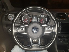 airbag gemonteerd. airbag gemonteerd.