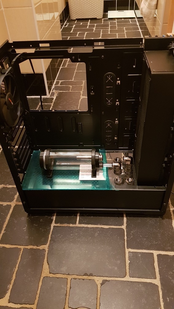Afbeeldingslocatie: https://tweakers.net/ext/f/HydeOIz2aylDkNrVQMzpZt3c/full.jpg