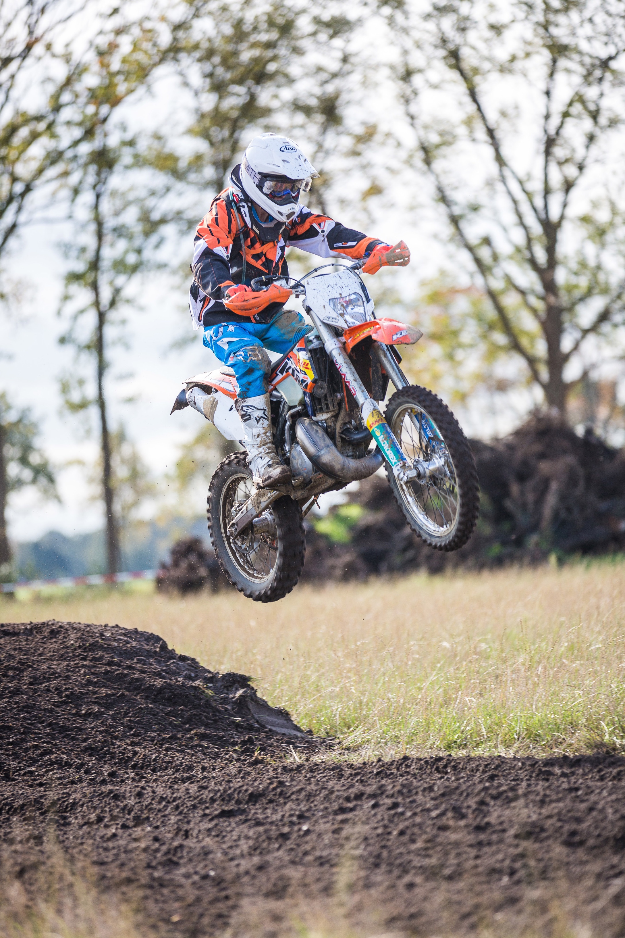 Afbeeldingslocatie: https://tweakers.net/ext/f/I65JAFUs2pUSivLh50g24HSi/full.jpg