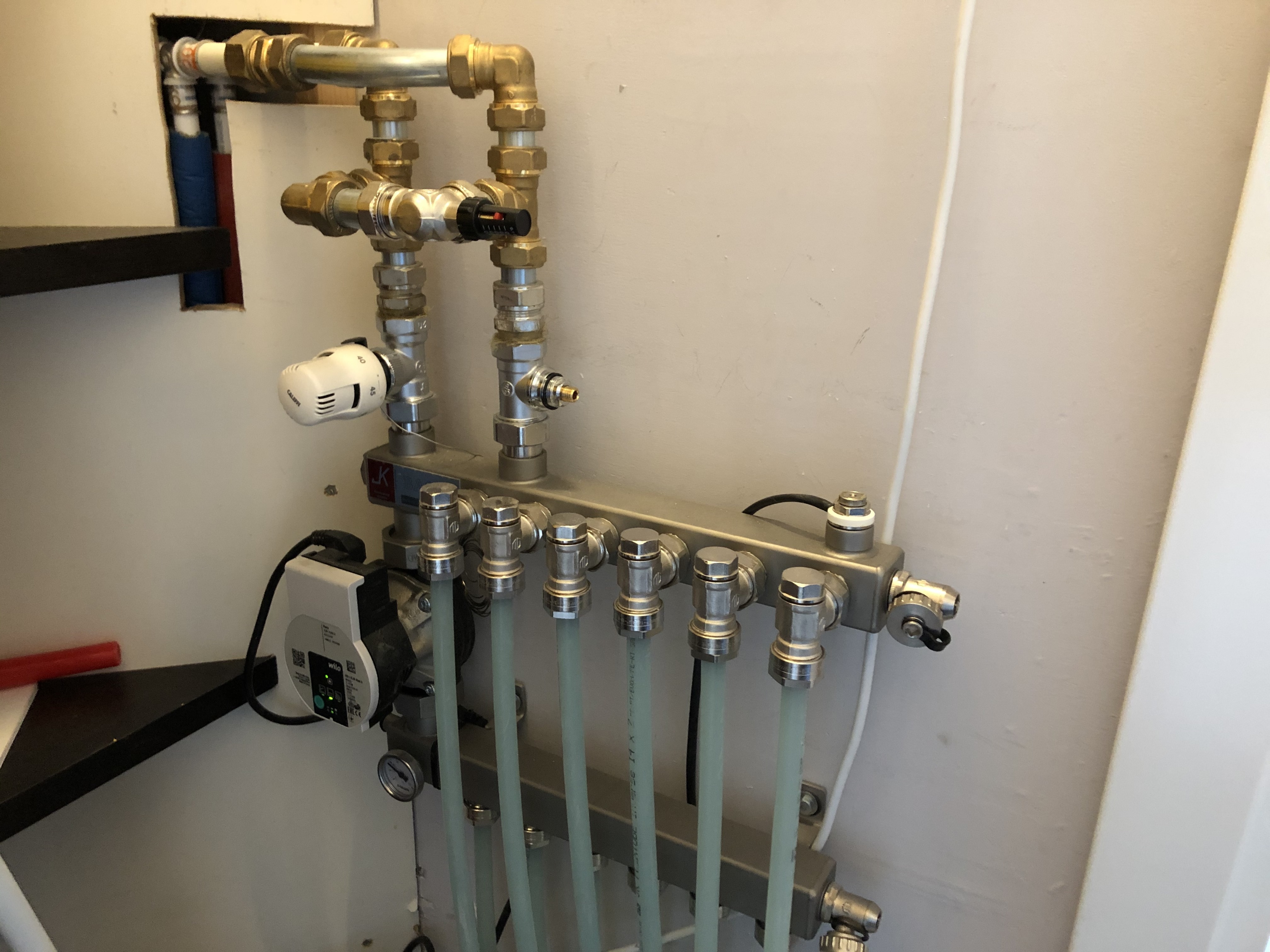 halen Klusjesman Afscheiden vloerverwarming hoe combineren met slimme thermostaat - Duurzame energie en installaties - GoT halen Klusjesman Afscheiden vloerverwarming hoe combineren met slimme thermostaat - Duurzame energie en installaties - GoT