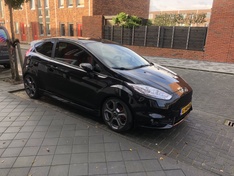 Afbeeldingslocatie: https://tweakers.net/ext/f/IRqmEzEDJt428JYn2sJr2I53/medium.jpg