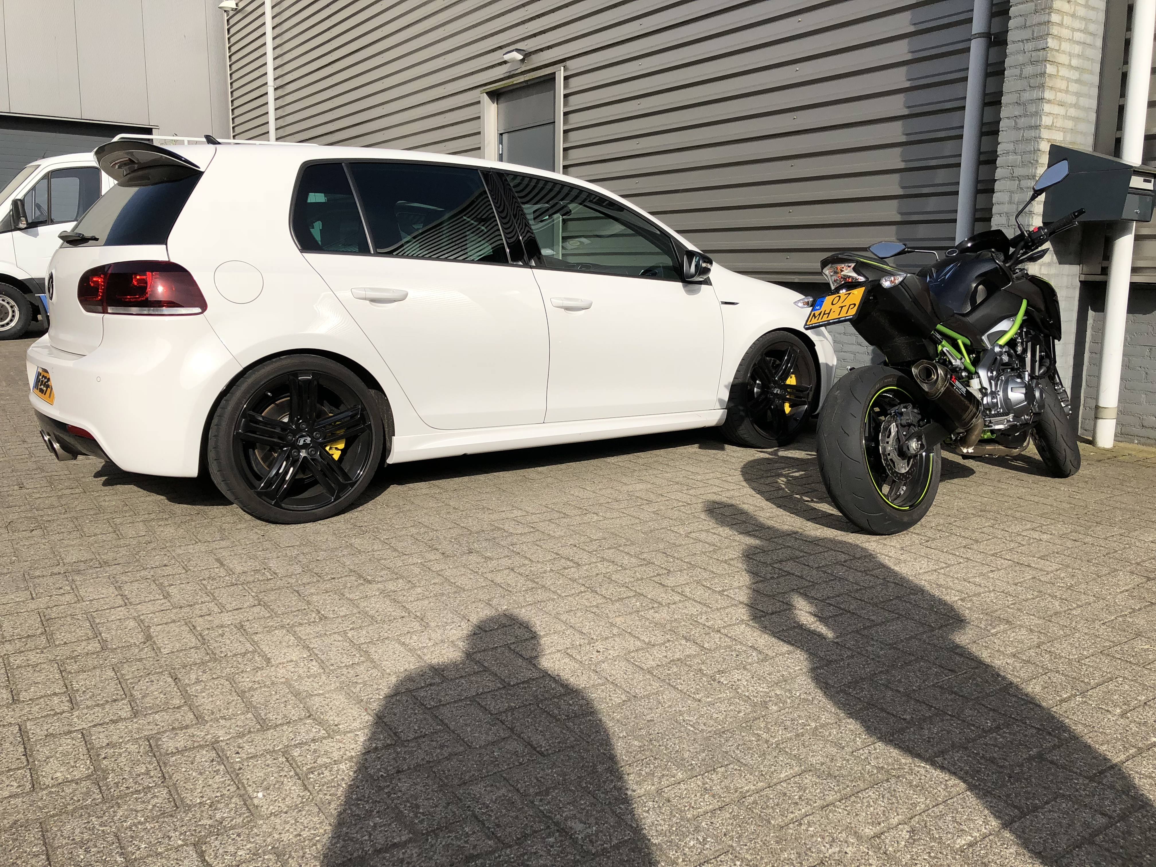 Afbeeldingslocatie: https://tweakers.net/ext/f/Ip8a4lureqcXzebO82Wo3Zfm/full.jpg