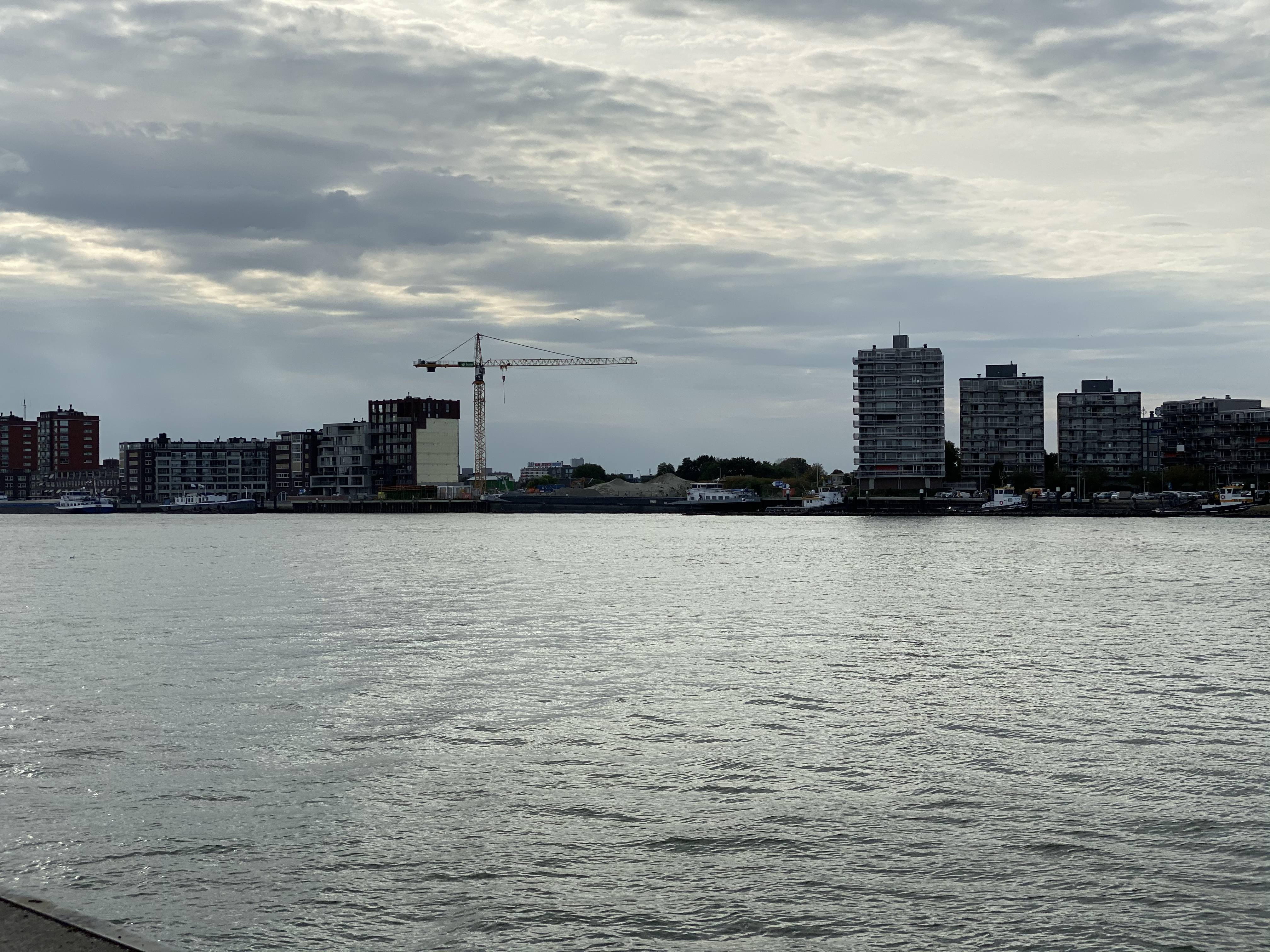 Afbeeldingslocatie: https://tweakers.net/ext/f/IrYqtMmZR63cZbcKhGzzDqWR/full.jpg