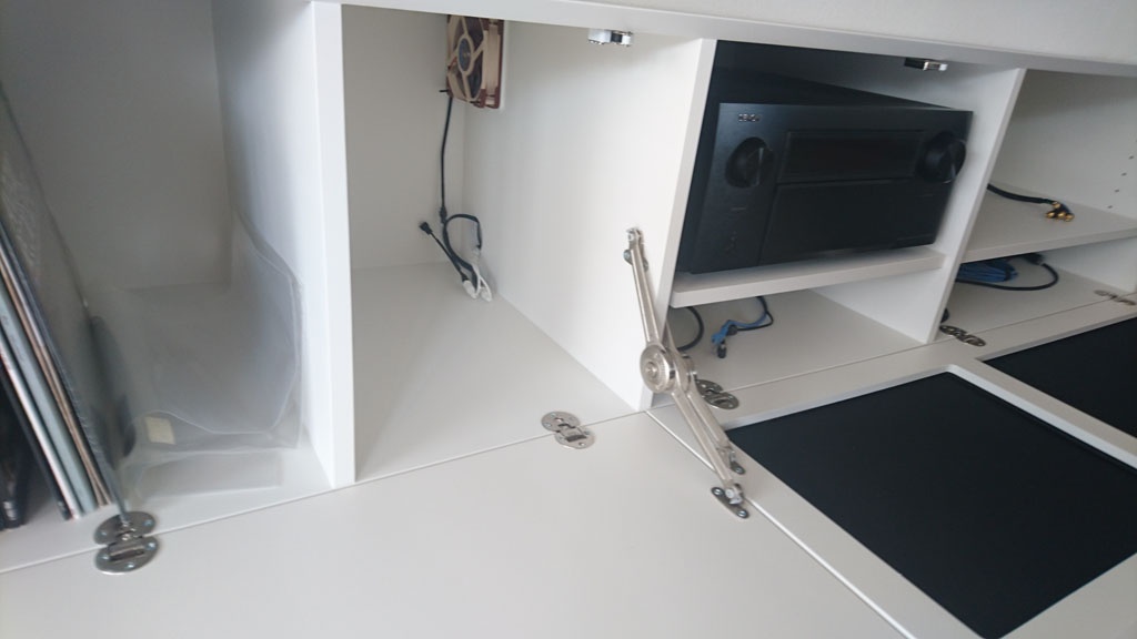 Afbeeldingslocatie: https://tweakers.net/ext/f/JGW4pe4gfGexDZGCBXMP8QC5/full.jpg