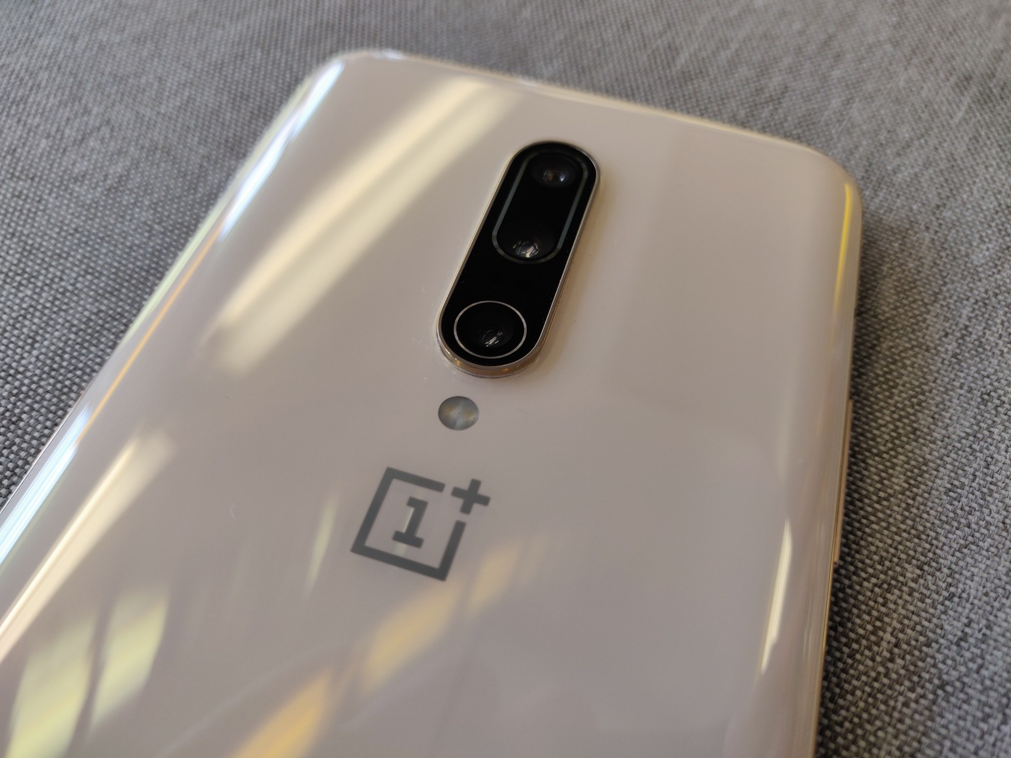 OnePlus 7 Pro - Almond OnePlus 7 Pro - Almond