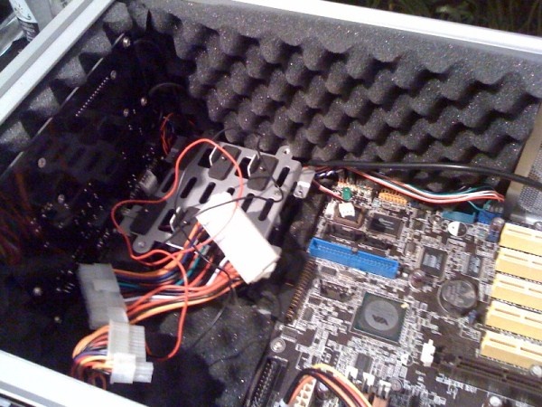 Afbeeldingslocatie: http://tweakers.net/ext/f/JiNxQeK7qGoLpSIparEKCNDn/full.jpg