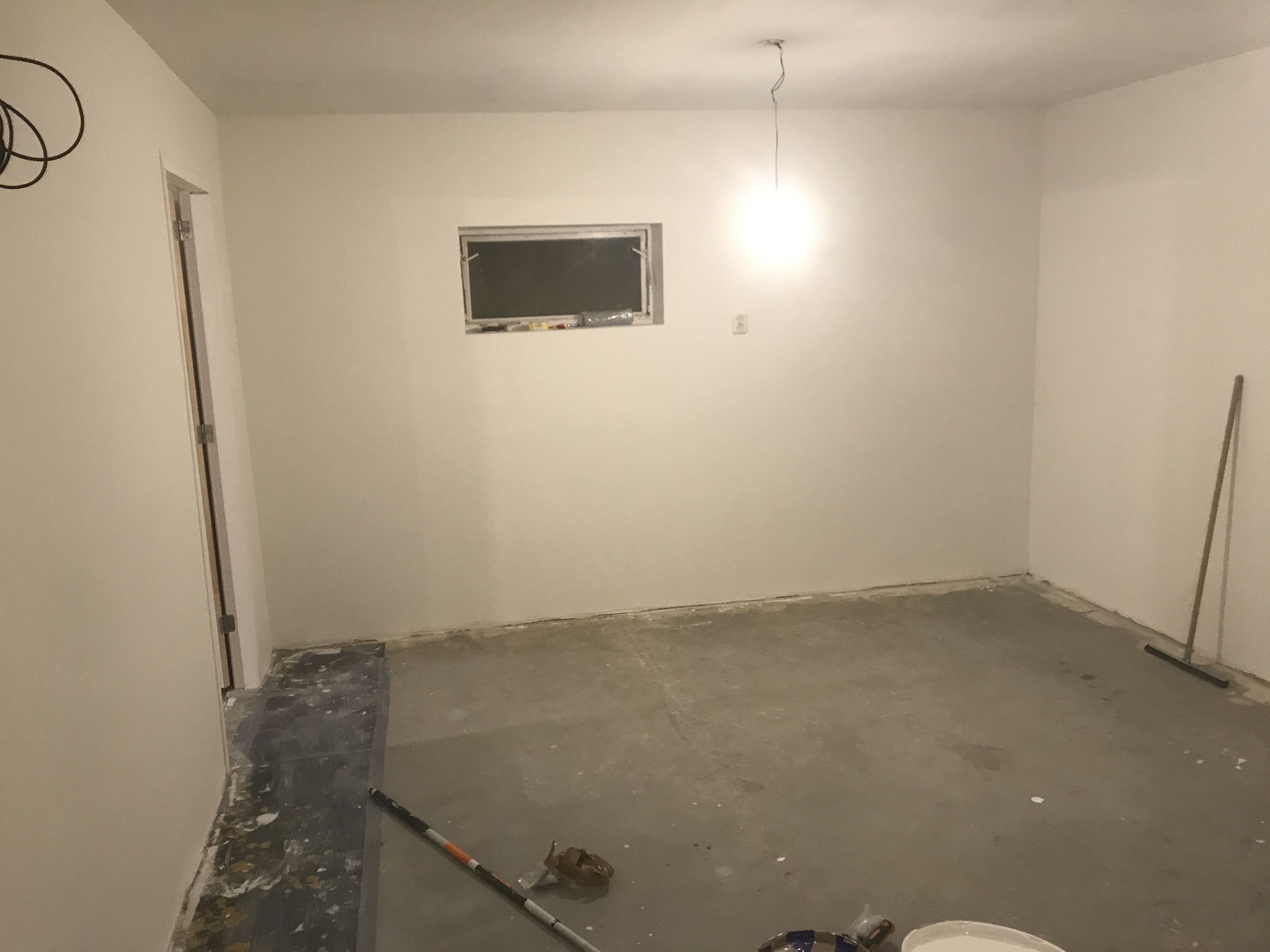 Afbeeldingslocatie: https://tweakers.net/ext/f/KFl8XNze6mnn6v0Siiq343qI/full.jpg