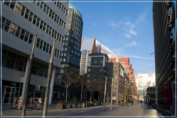 Afbeeldingslocatie: http://tweakers.net/ext/f/Kluf5OR3b4j50fzxyD6BAXIR/full.jpg