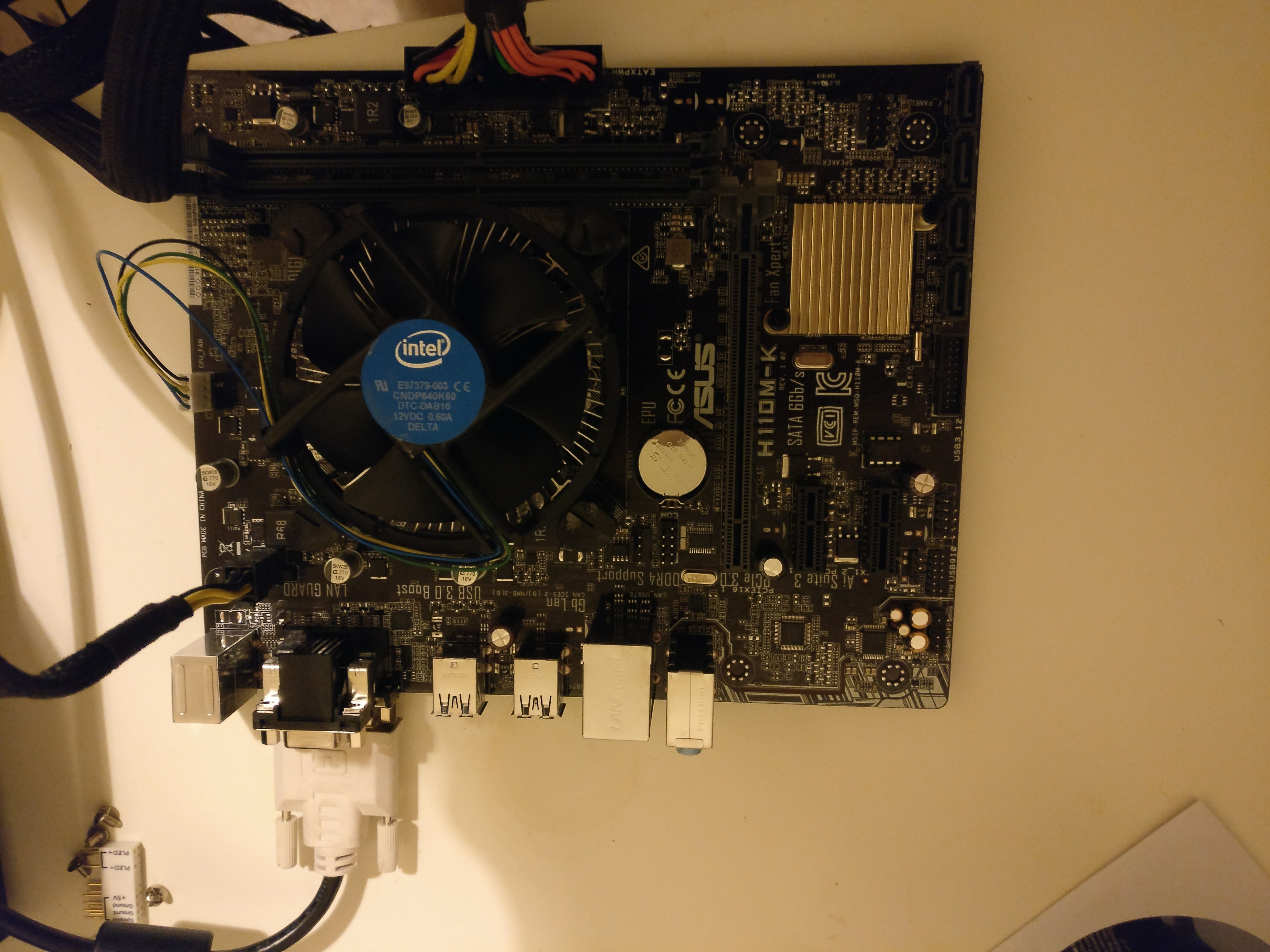 Afbeeldingslocatie: https://tweakers.net/ext/f/KoEhhvmmdiSnfniJAoY3Vfnq/full.jpg